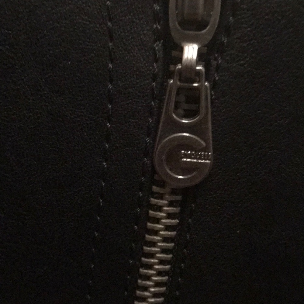 ‼️SOLD‼️Guess Boots - Picture 7 of 8